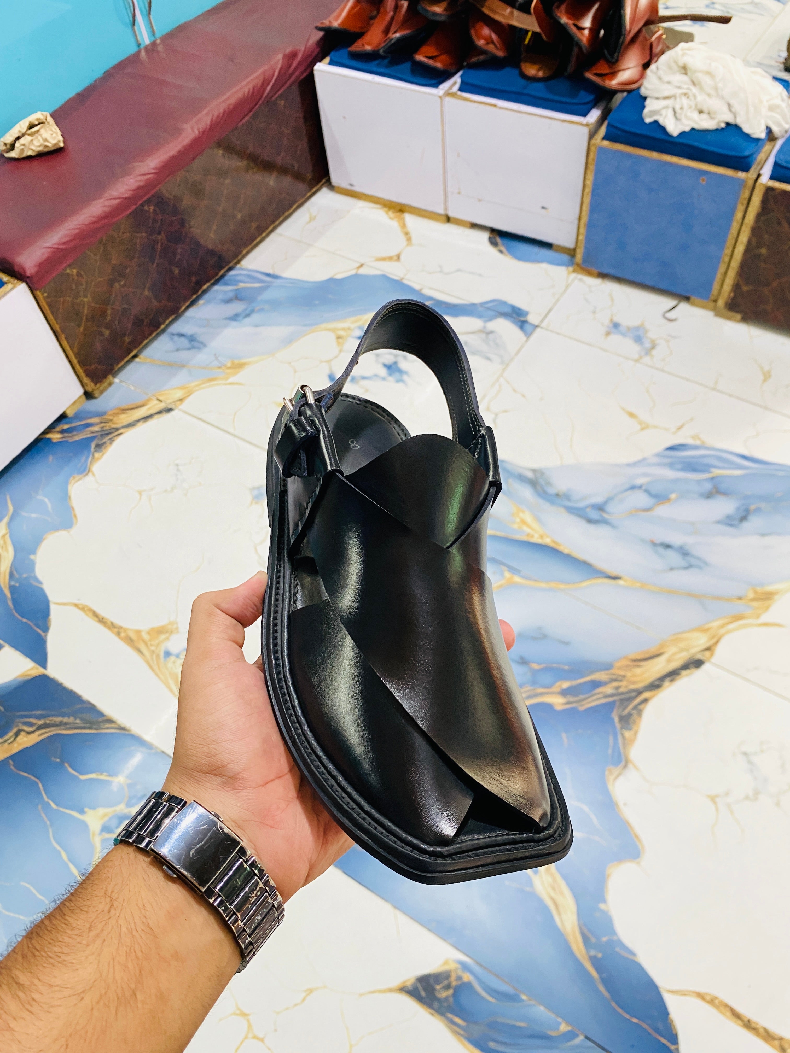Border Gulty Peshawari (Black)