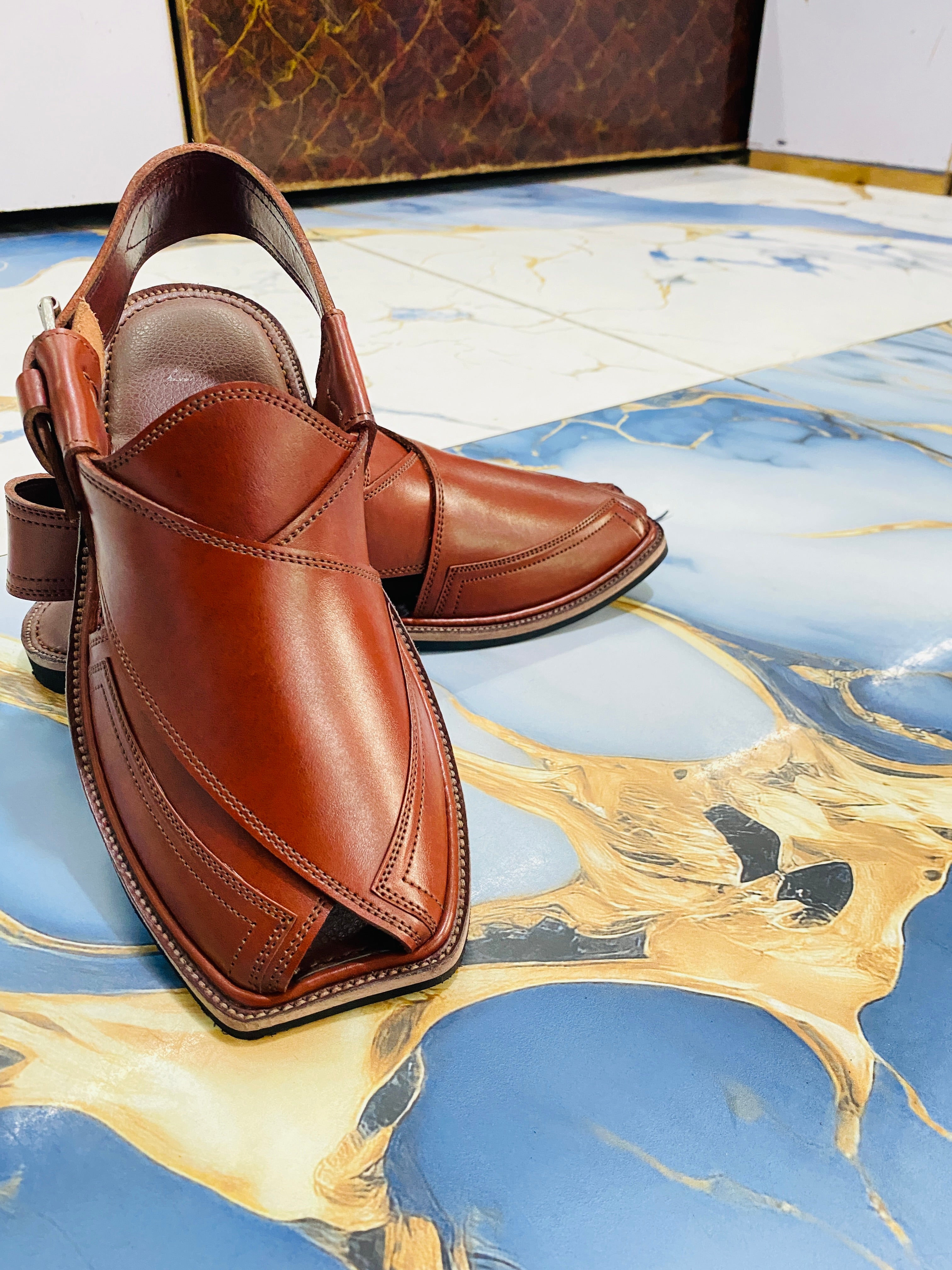 Takidara Peshawari Chappal (Master)