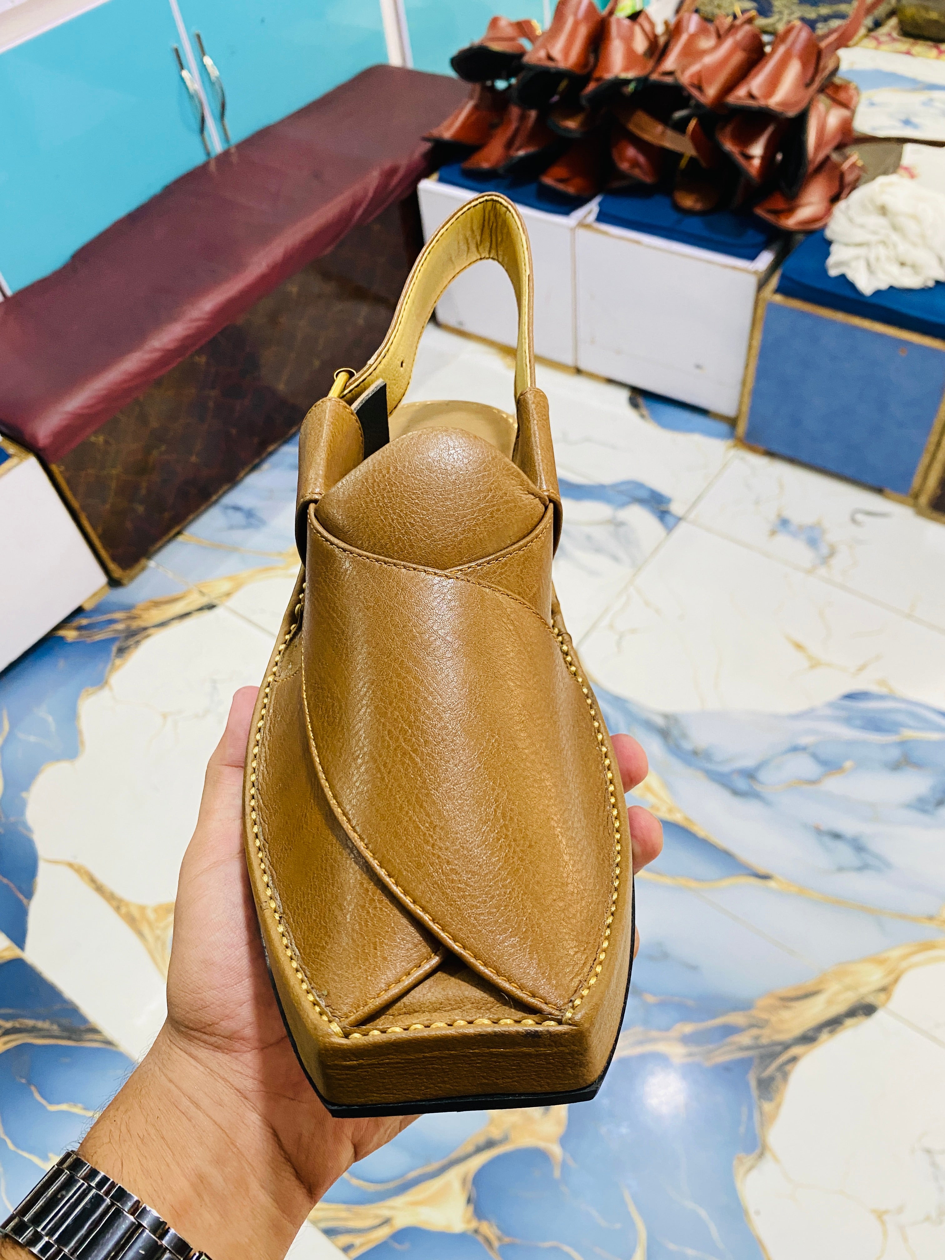 Smart Kaptaan Peshawari Chappal (Light Brown)